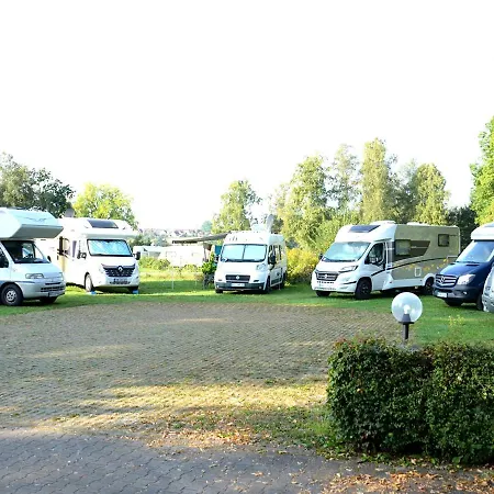 Campingplatz Und Camping Pods *
