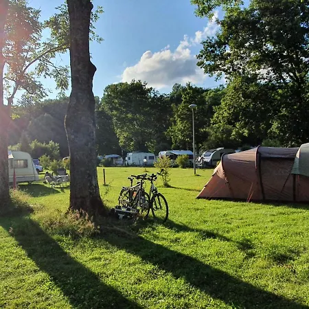 Campingplatz Und Camping Pods *